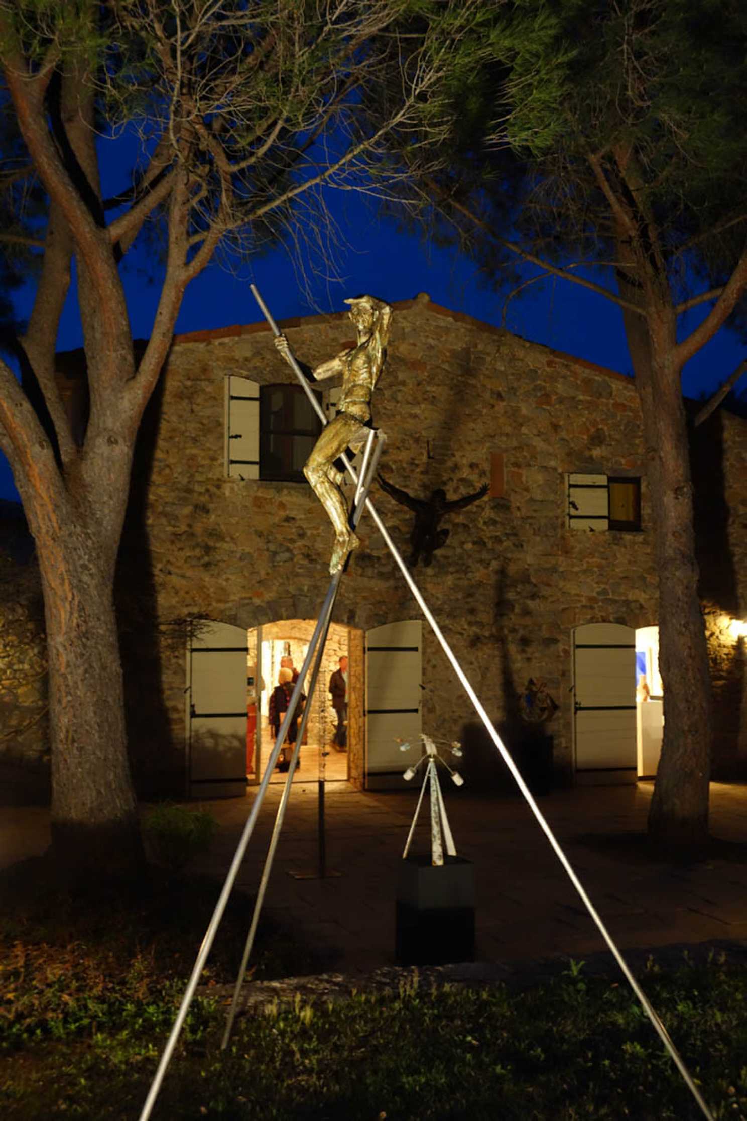 La galerie est fermée jusqu'à la prochaine exposition.